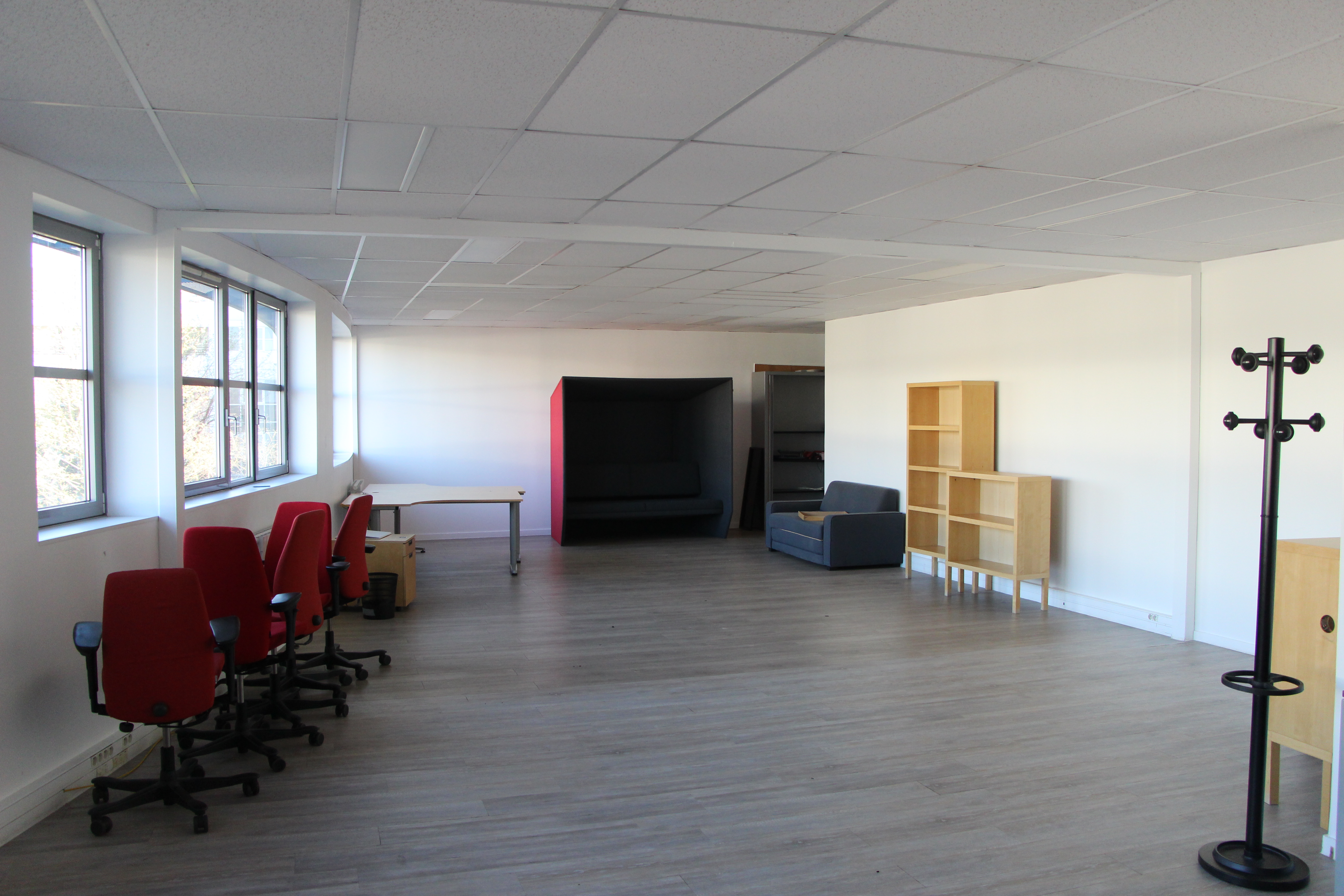Bureau 32 33 - 98M²